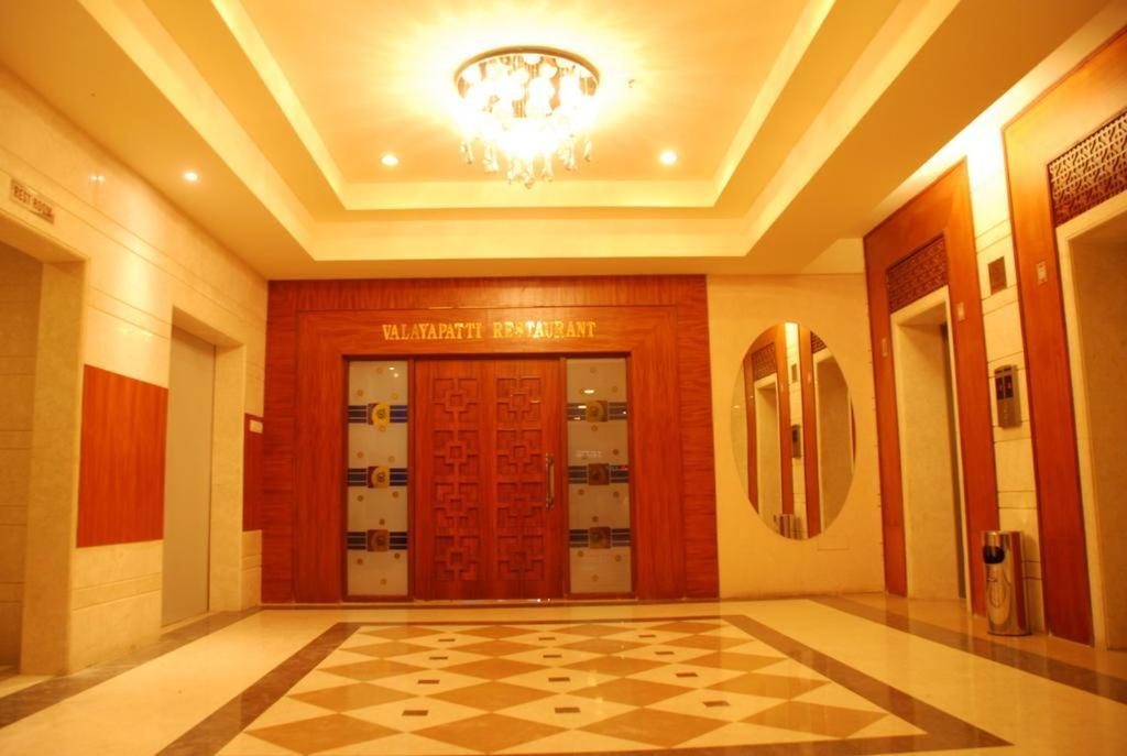 Pla Krishna Inn Tiruchirappalli Exterior photo