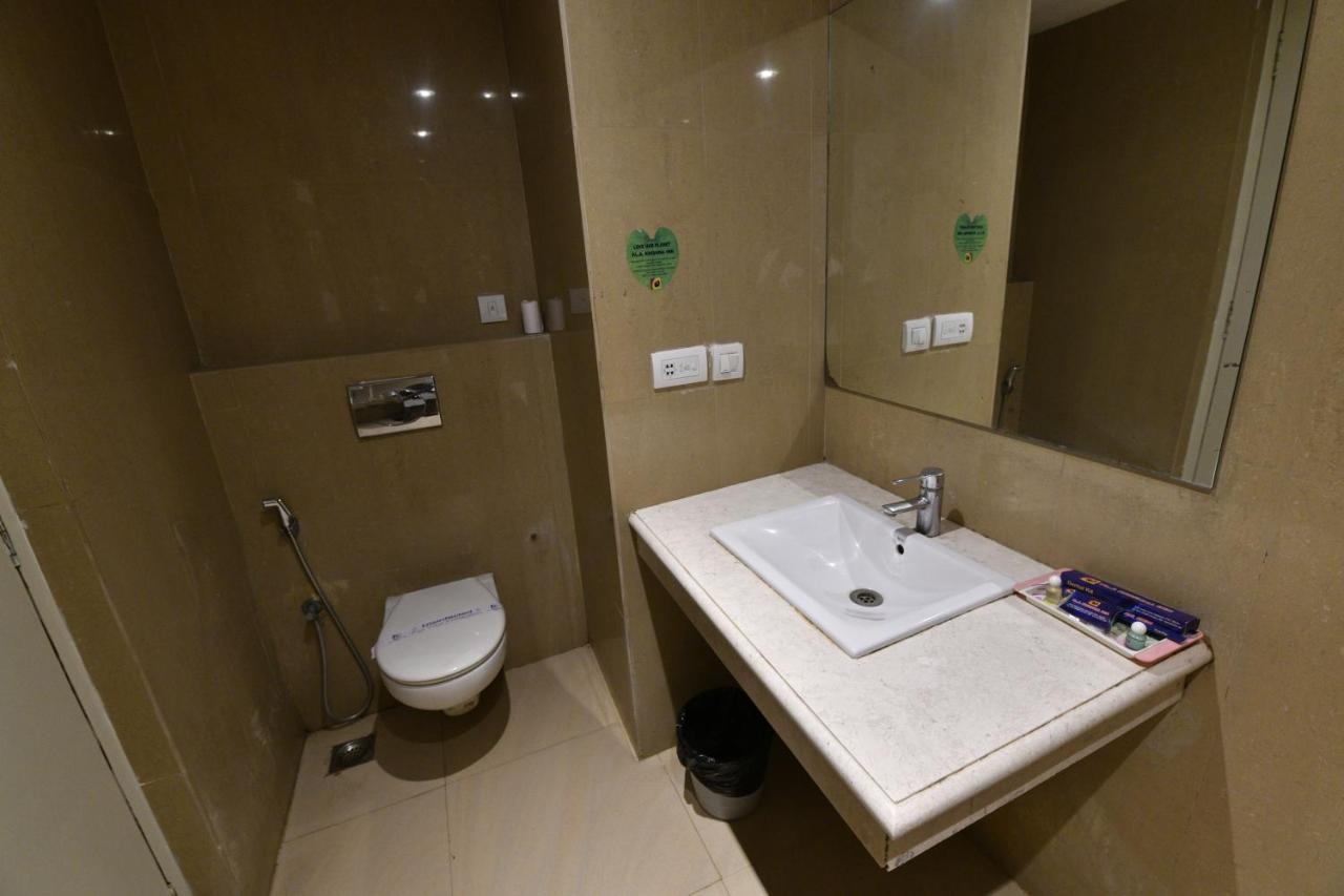 Pla Krishna Inn Tiruchirappalli Exterior photo